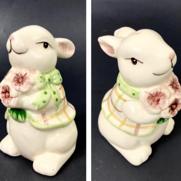 VTG Hand Painted Ceramic Bunny Salt & Pepper Shaker Set, 80's Cottage Core Retd - Picture 6 of 17